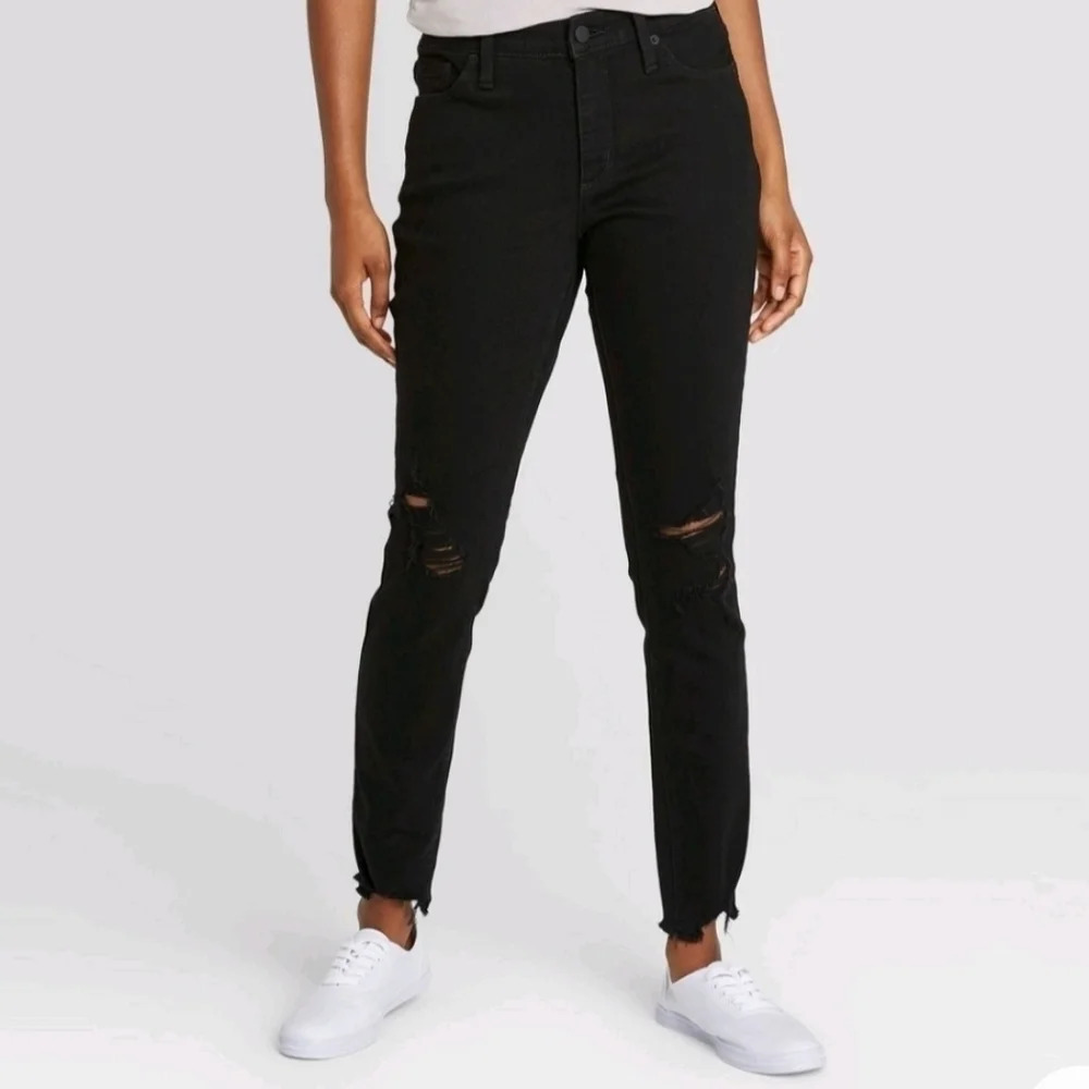 Universal Thread Black Jeans